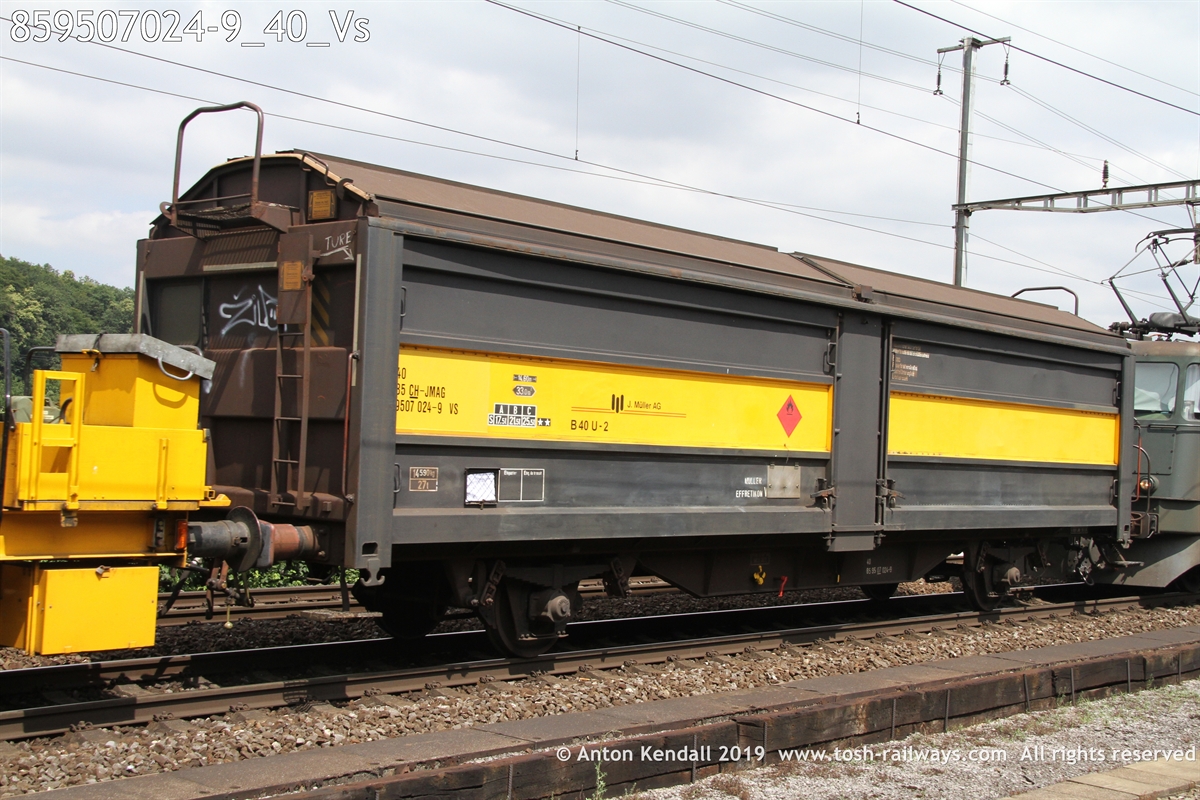 859507024-9_40_Vs.JPG